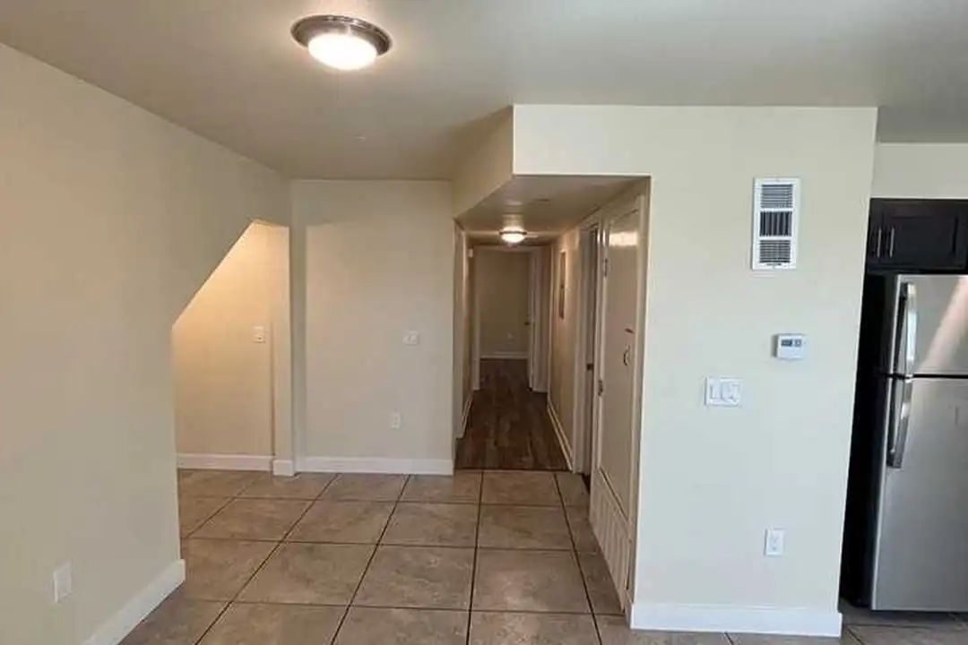123 E 88th St unit 1/2 - View 4