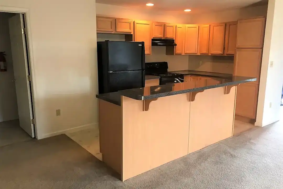 Saylor Park Apartments – photo 1 of 16