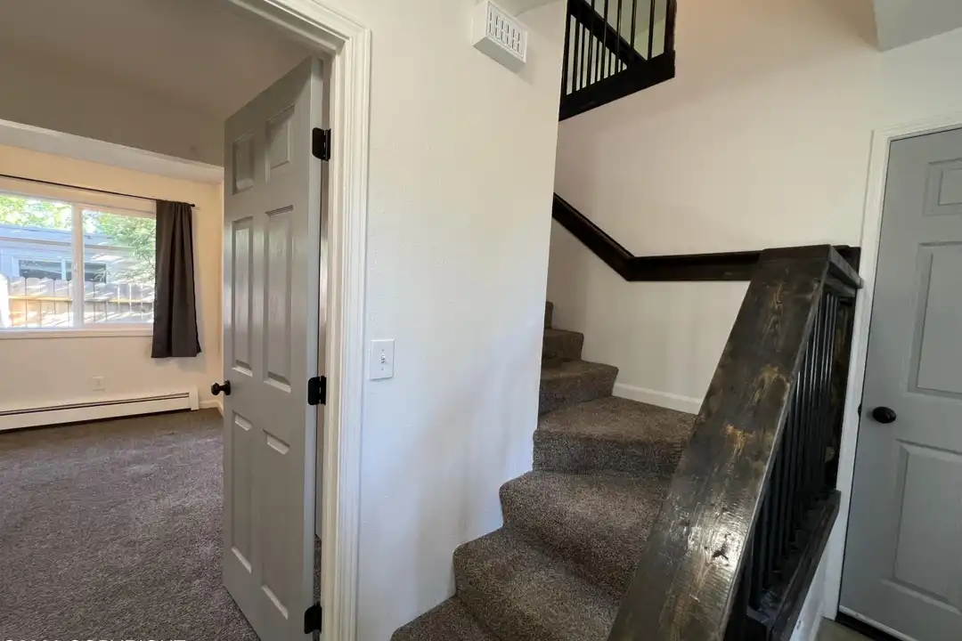 1509 Karluk St unit #B - View 4