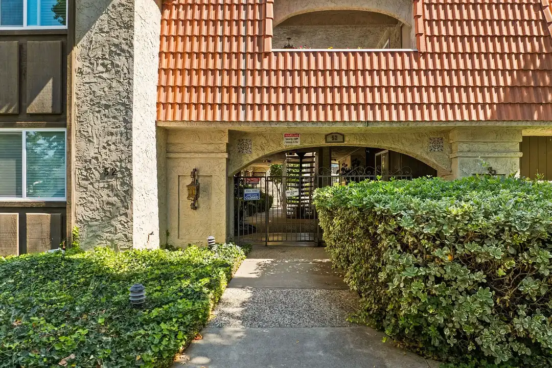 Pruneyard Apartments - More