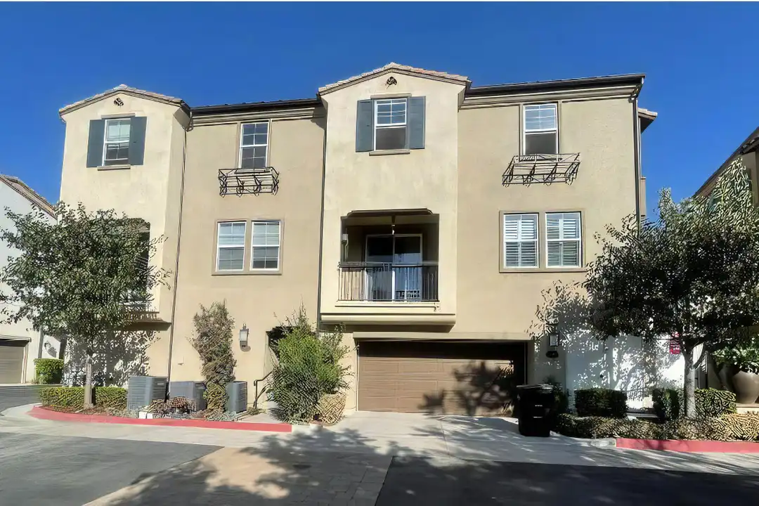 812 S Gladys Ave - View 6