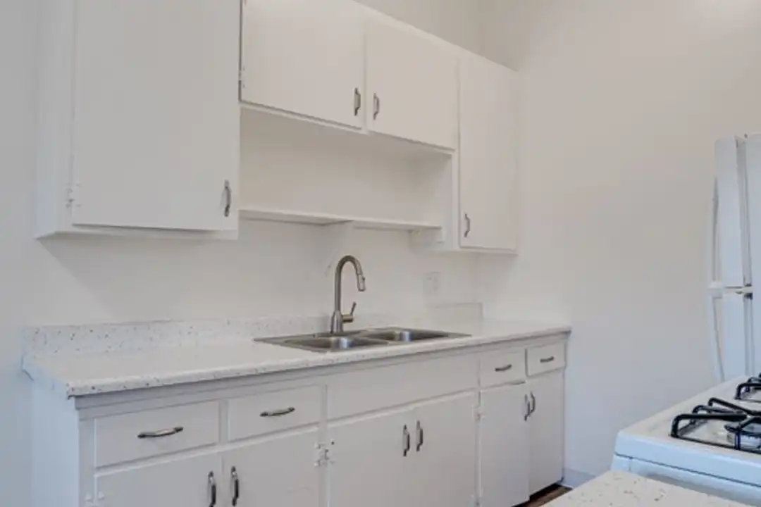 127 W Renette Ave unit M - View 3