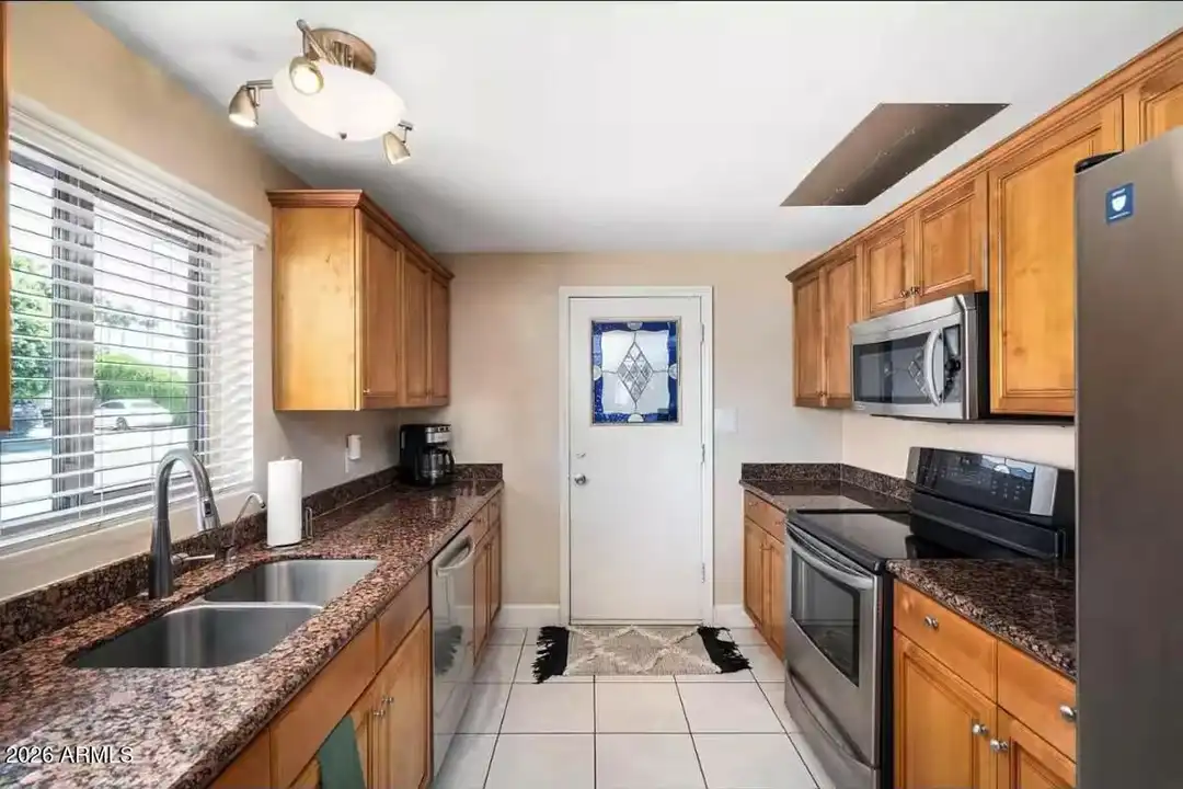 7501 E Minnezona Ave - View 3