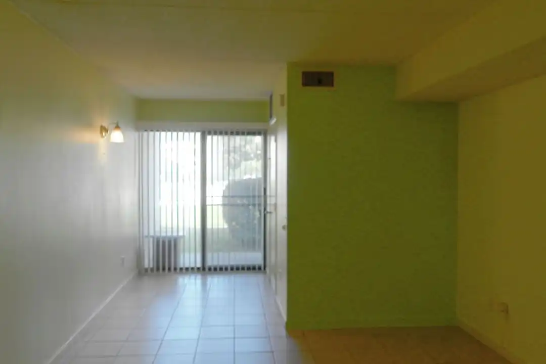 458 Racine Dr unit C106A – photo 1 of 8