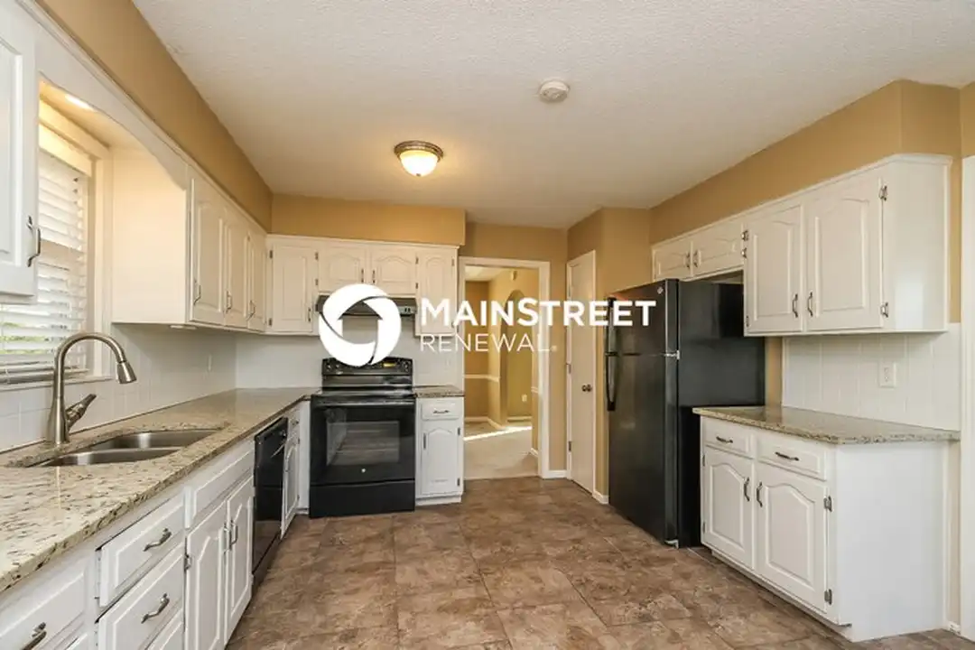 14412 Wilshire Cir - View 6
