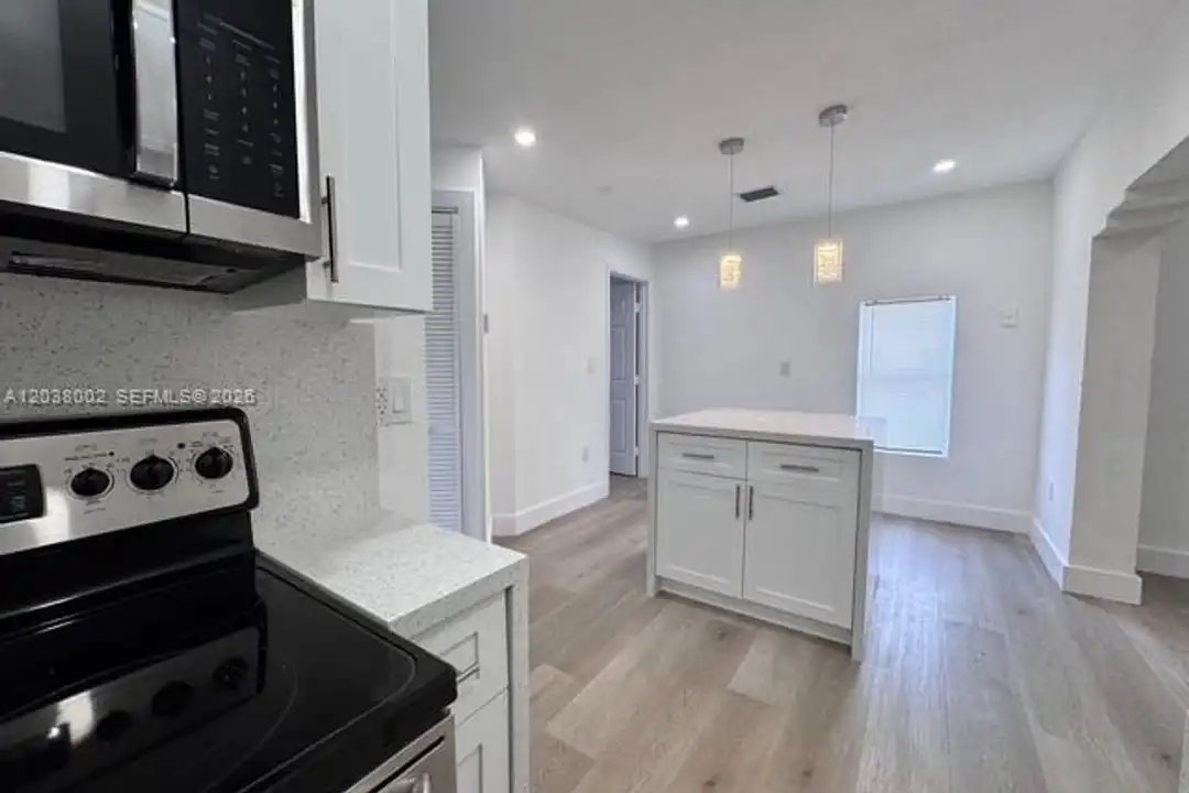 4783 NW Flagler Terrace - View 2