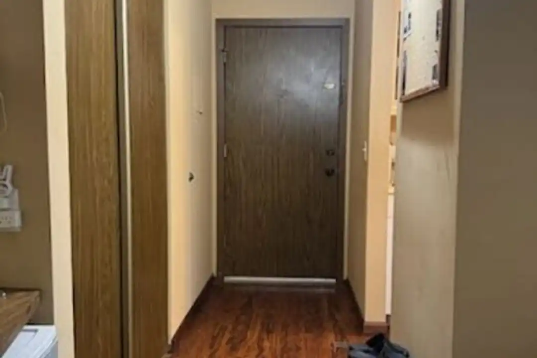 930 Westbrooke Way unit 930-2 - View 2