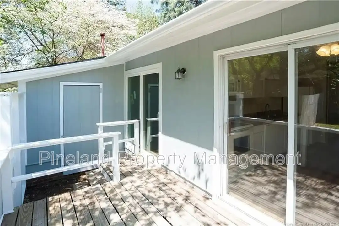 2012 Lakemeadow Dr - View 4