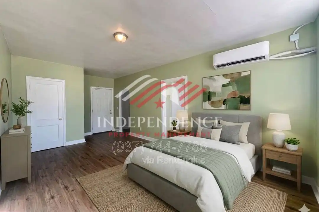 408 N Wayne St unit 14 – photo 1 of 10