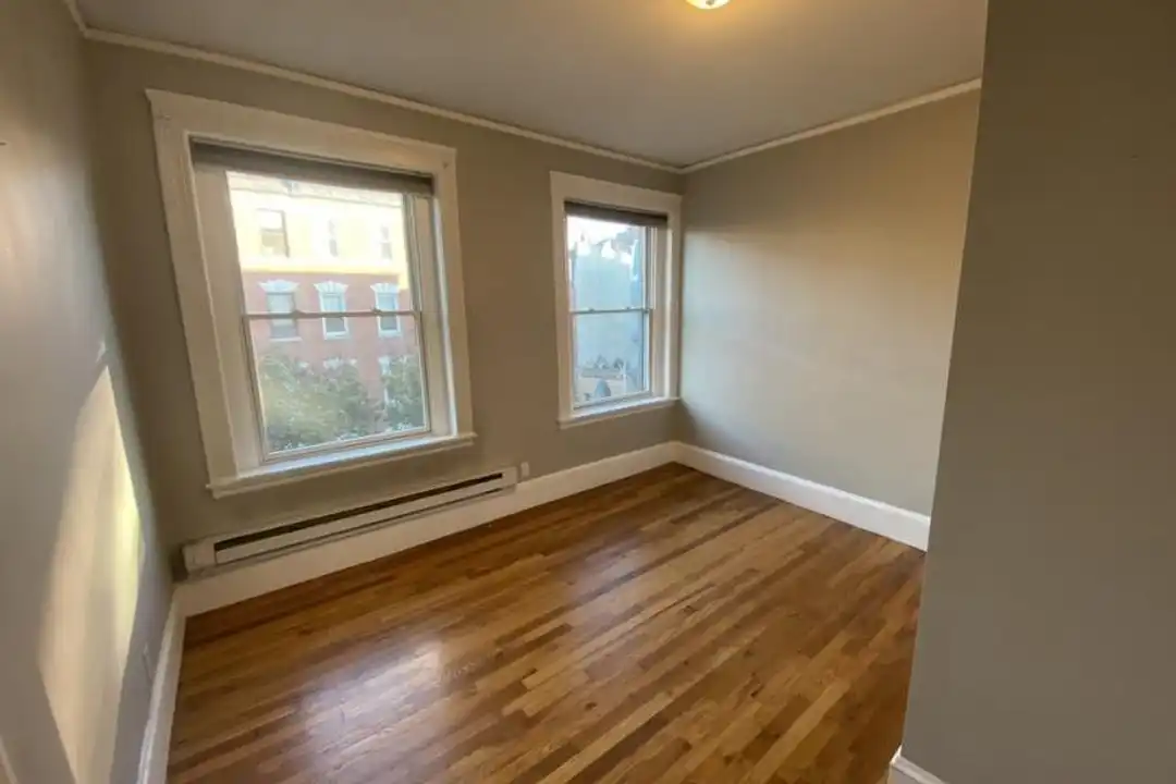422 Hanover St - View 6