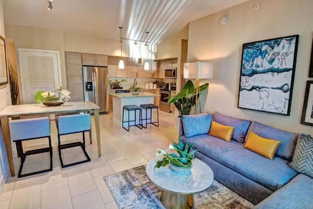 3360 NW 1st St - View 4