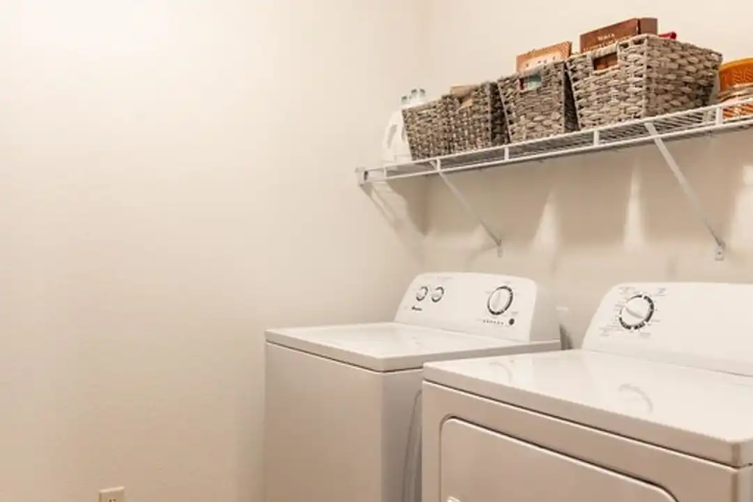 9215 Zimmerly Ave unit 104 - View 4