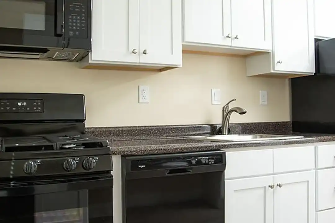 Prospect Hill Apartments – photo 1 of 11
