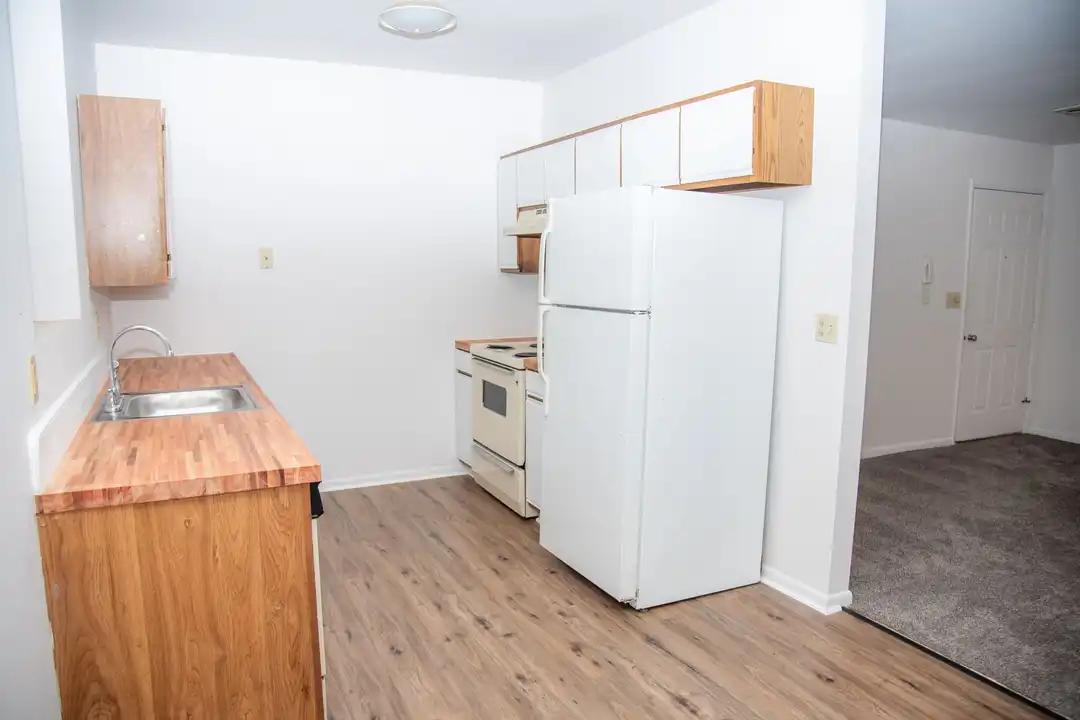153 E High St unit #102 - View 5