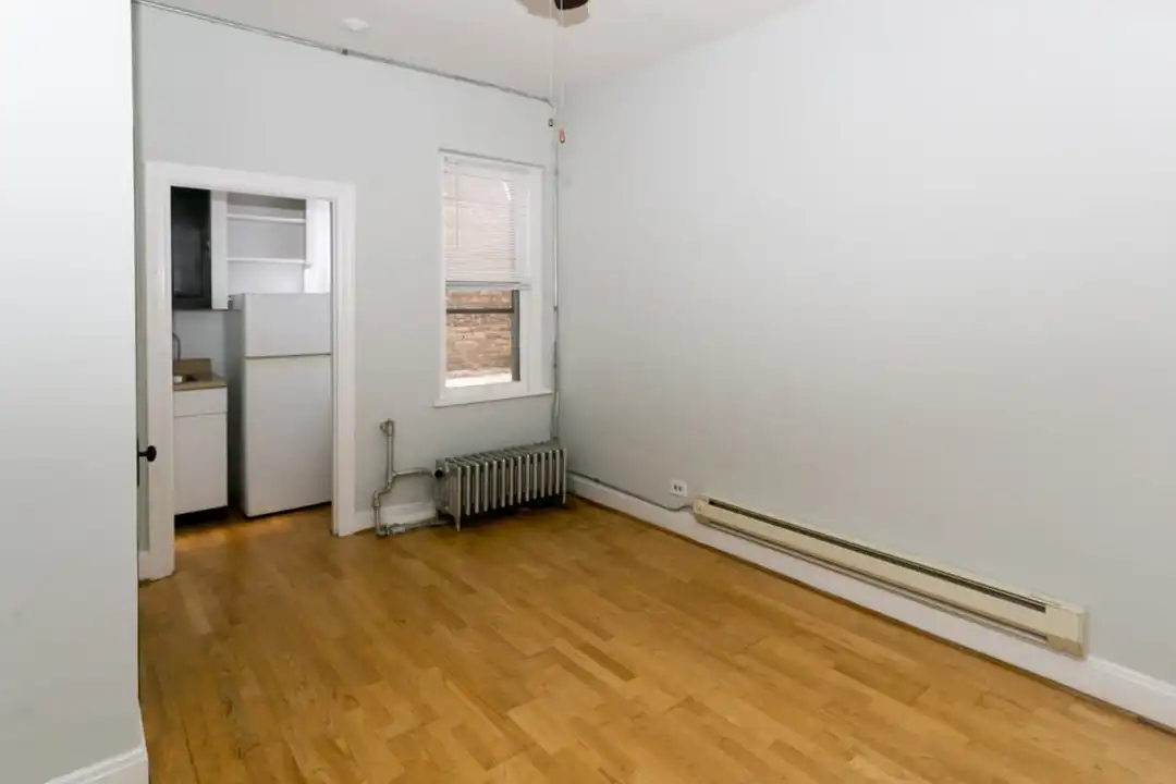 4626 N Paulina St unit 801 - More