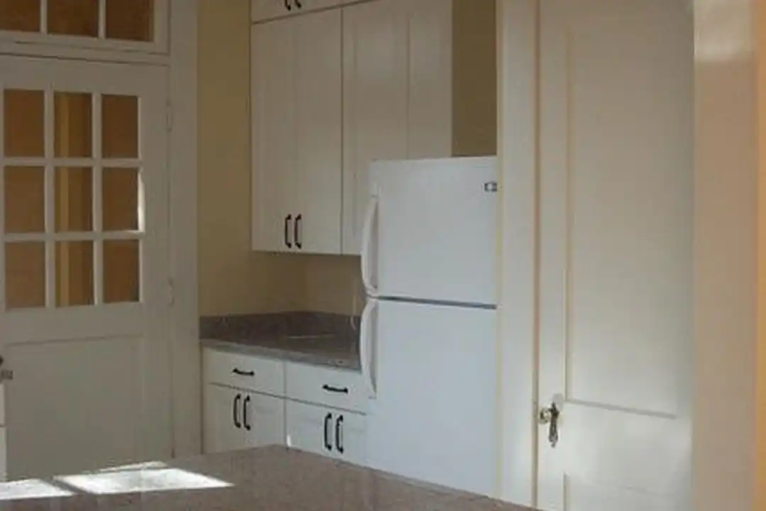 1818 Church St unit 2 - View 3