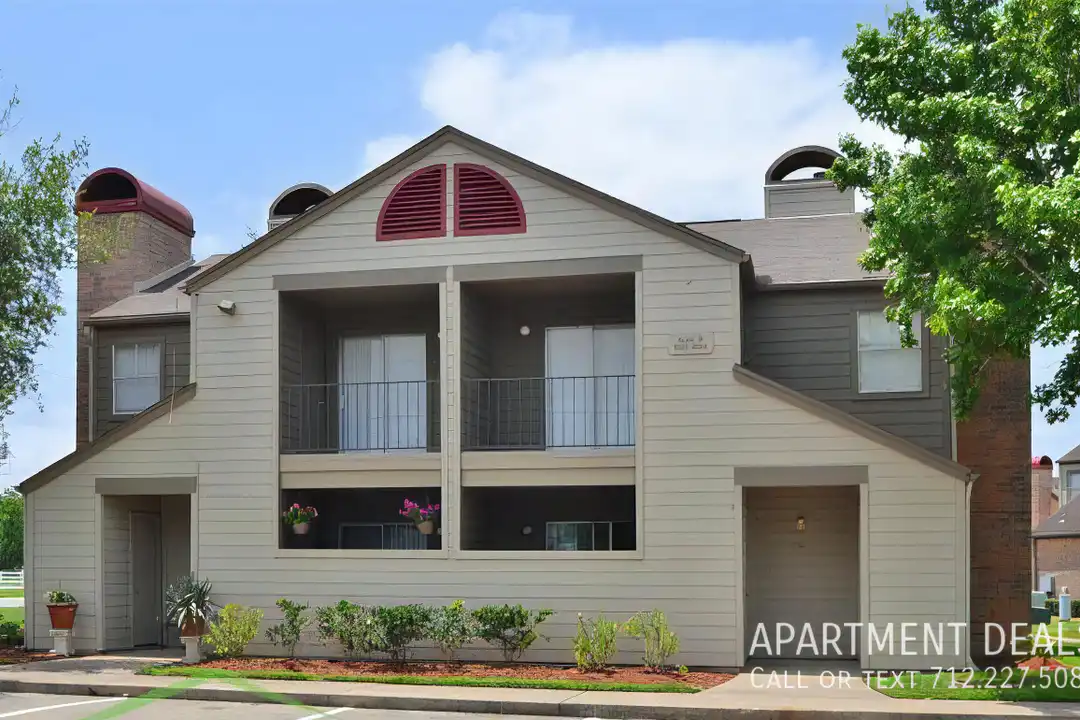 2806 Hamman Rd - View 2