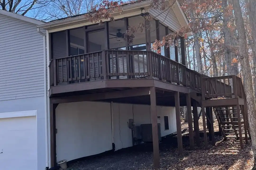 210 Wakefield Dr - View 5