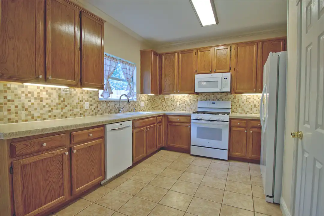 8106 Ephraim Road - More