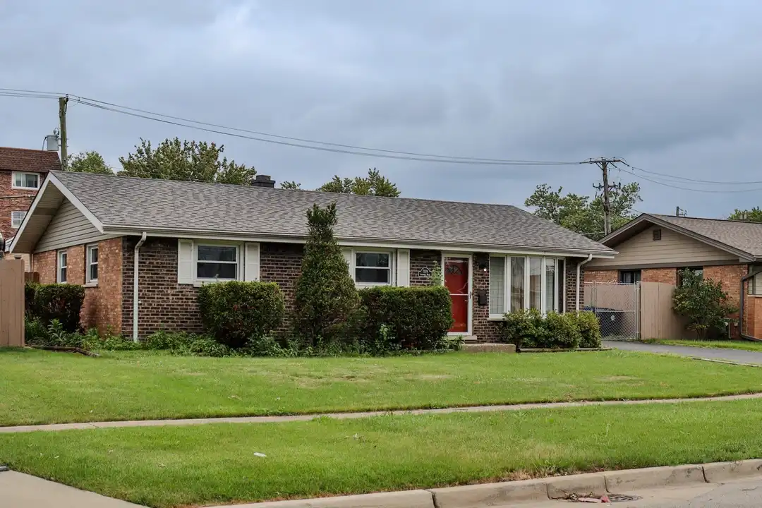 7119 Stanford Dr – photo 1 of 35