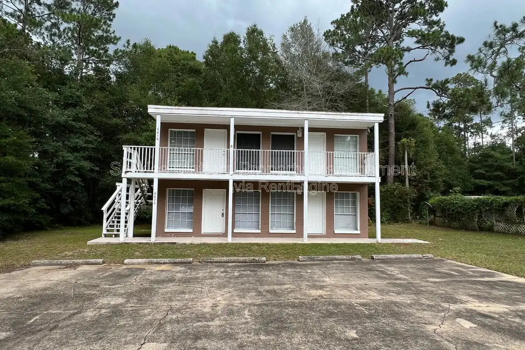 Apartment in Milton - View 2