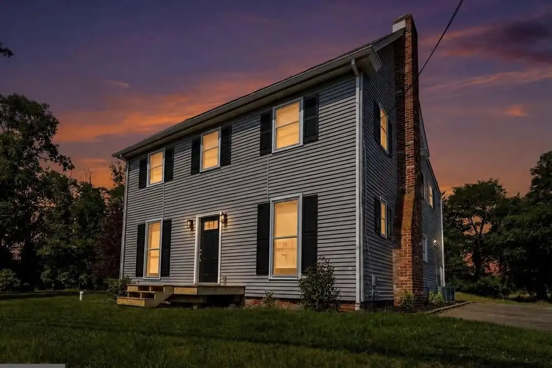 471 N Elmwood Rd – photo 1 of 26