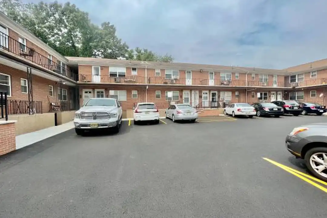 173 Sherman Ave unit 22 - View 5