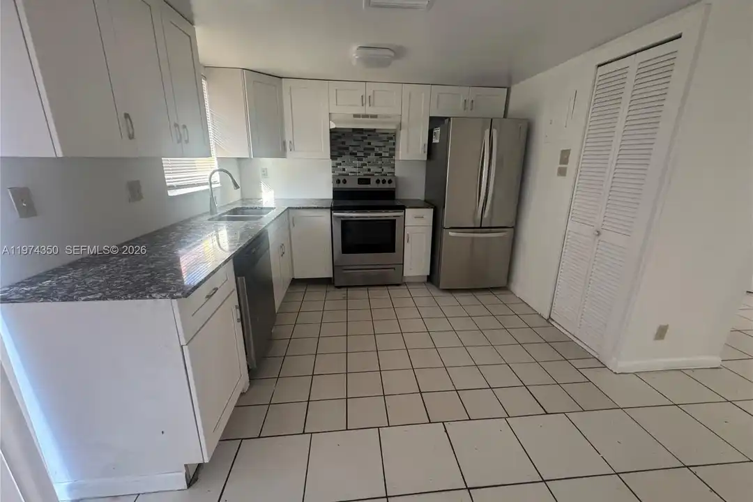 2606 NW 52nd Ave #D15 - View 2