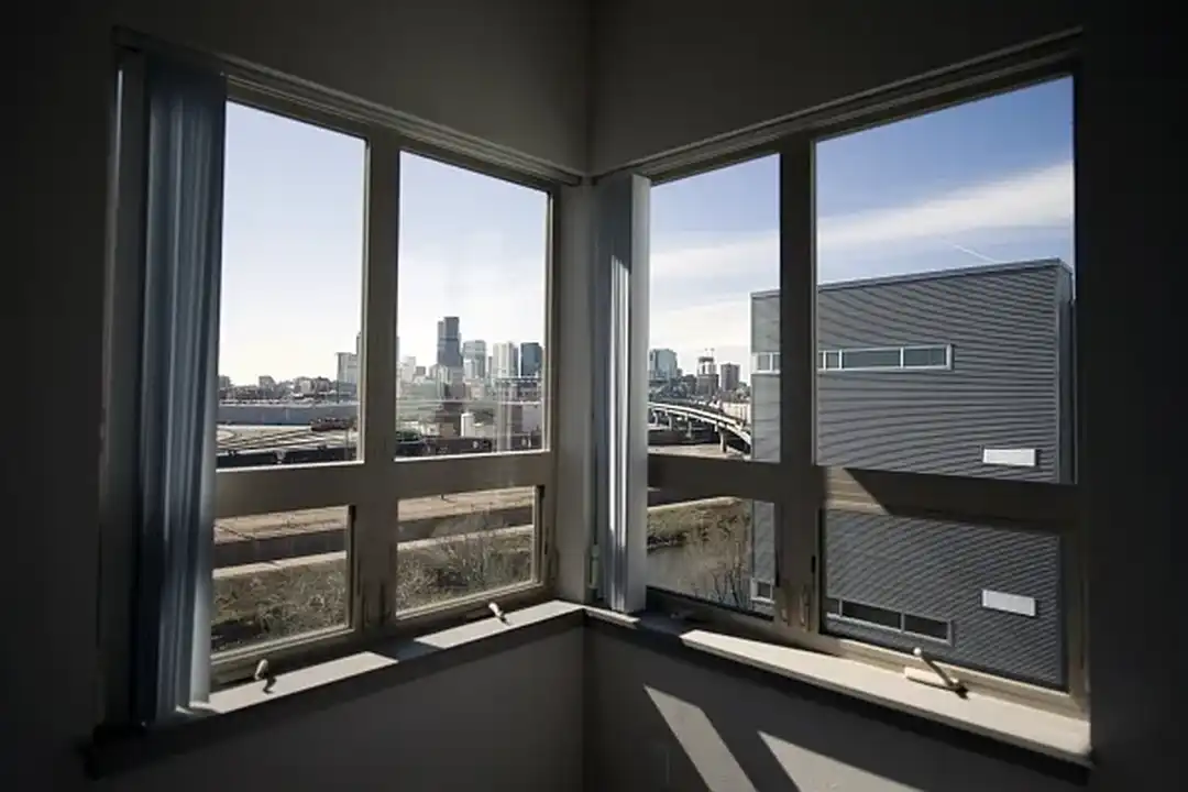 Reniassance Riverfront Lofts – photo 1