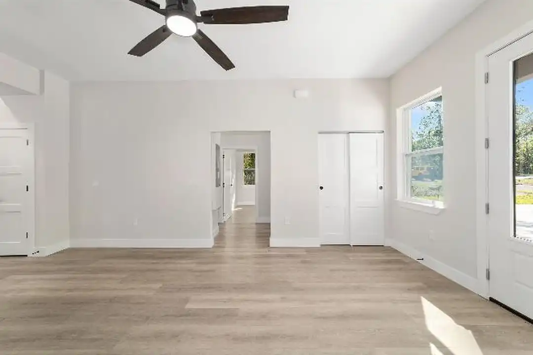 9475 N Camel Dr - View 5