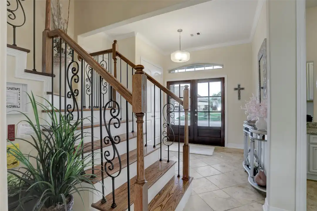 327 Twin Timbers Ln - View 5