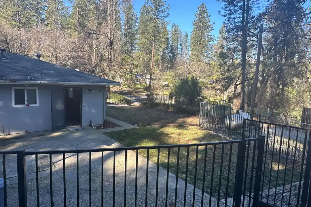 987 Timber Hills Rd - View 2