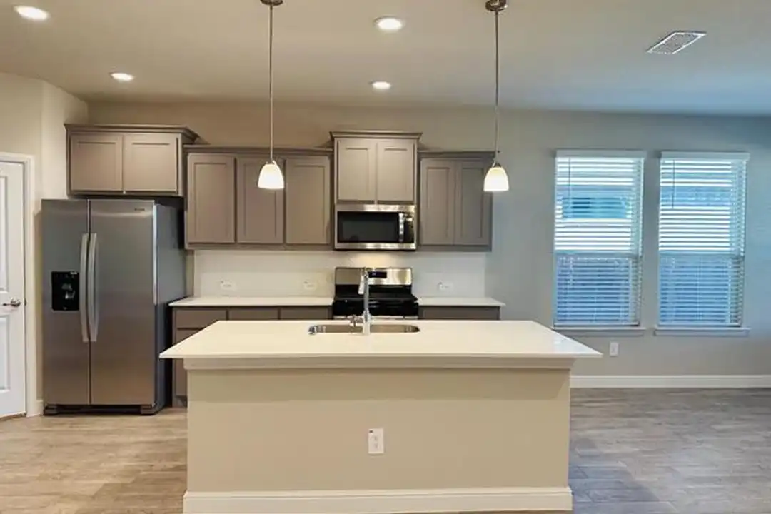 2516 Bellatrix Dr - View 3
