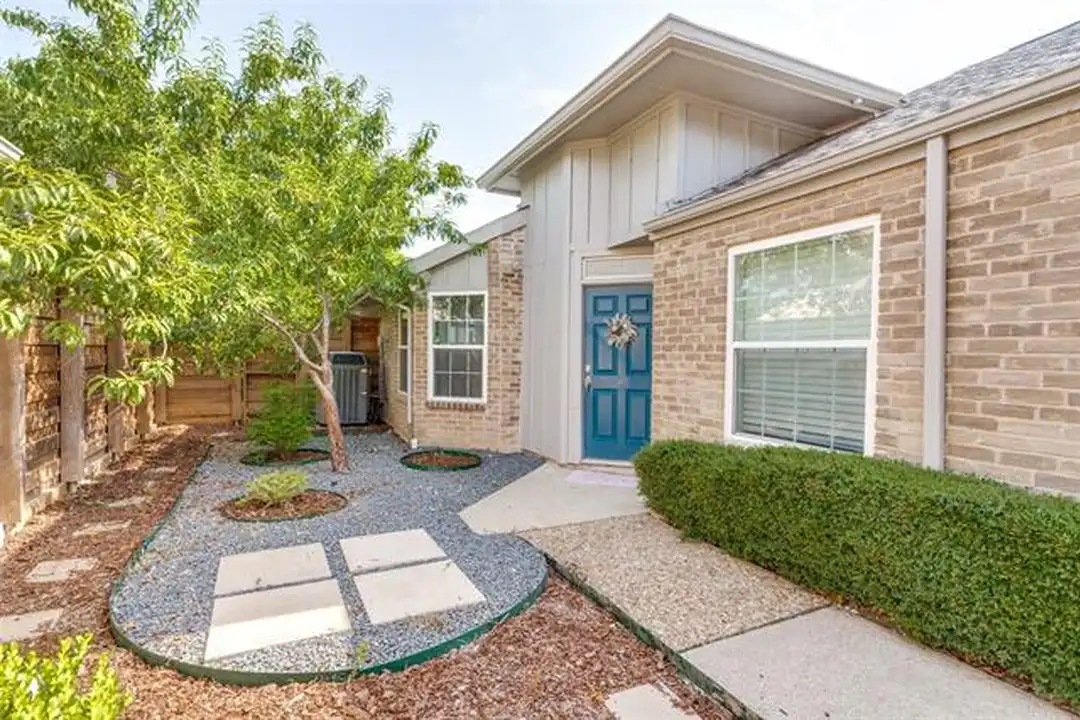 4102 Leadville Pl - View 2