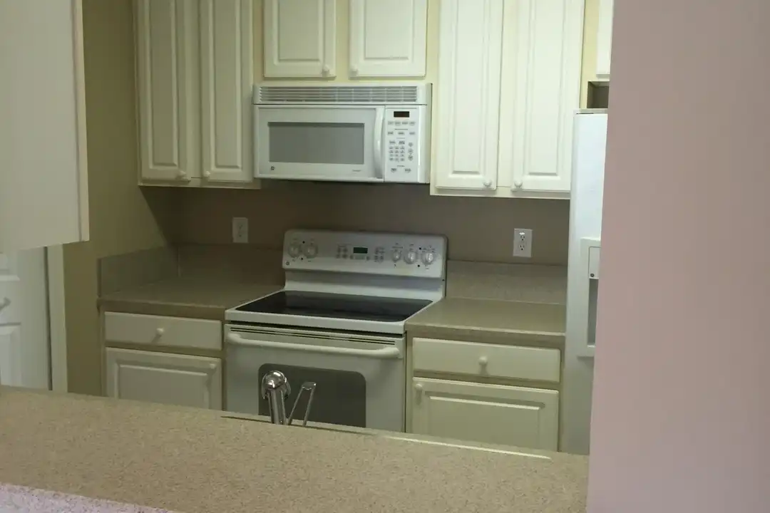 7801 Point Meadows Dr #7203 – pohled 3