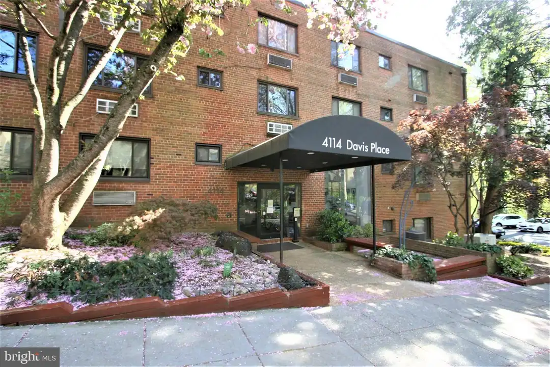 4114 Davis Pl NW unit 210 - View 2