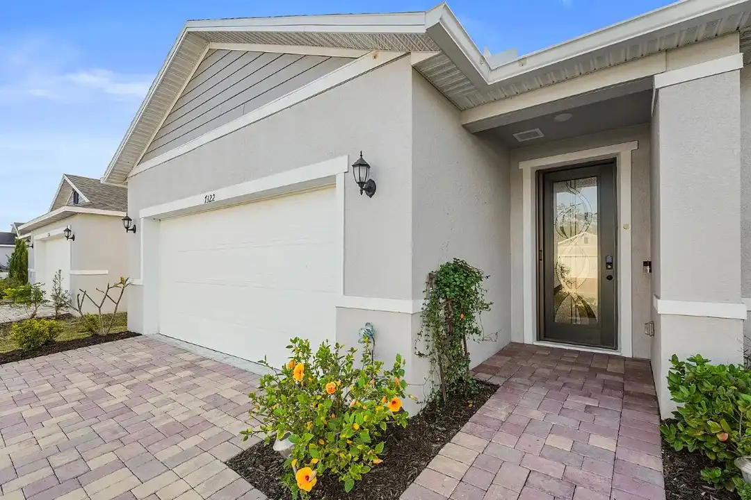 7322 34th Ct E - View 4