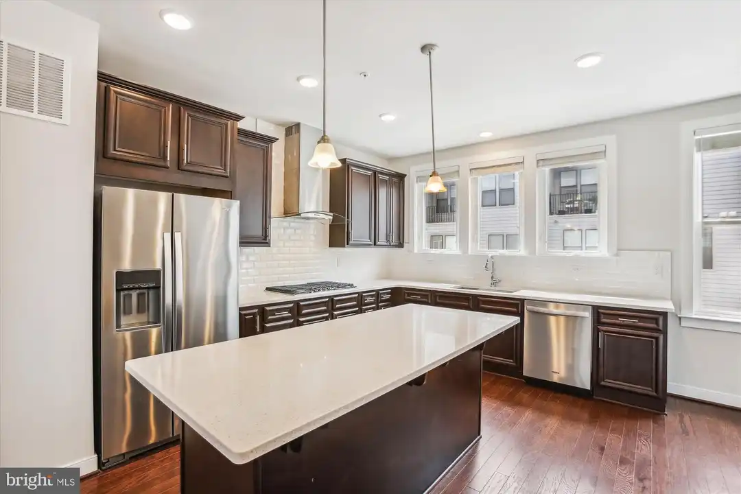 13340 Sherwood Park Ln - View 4