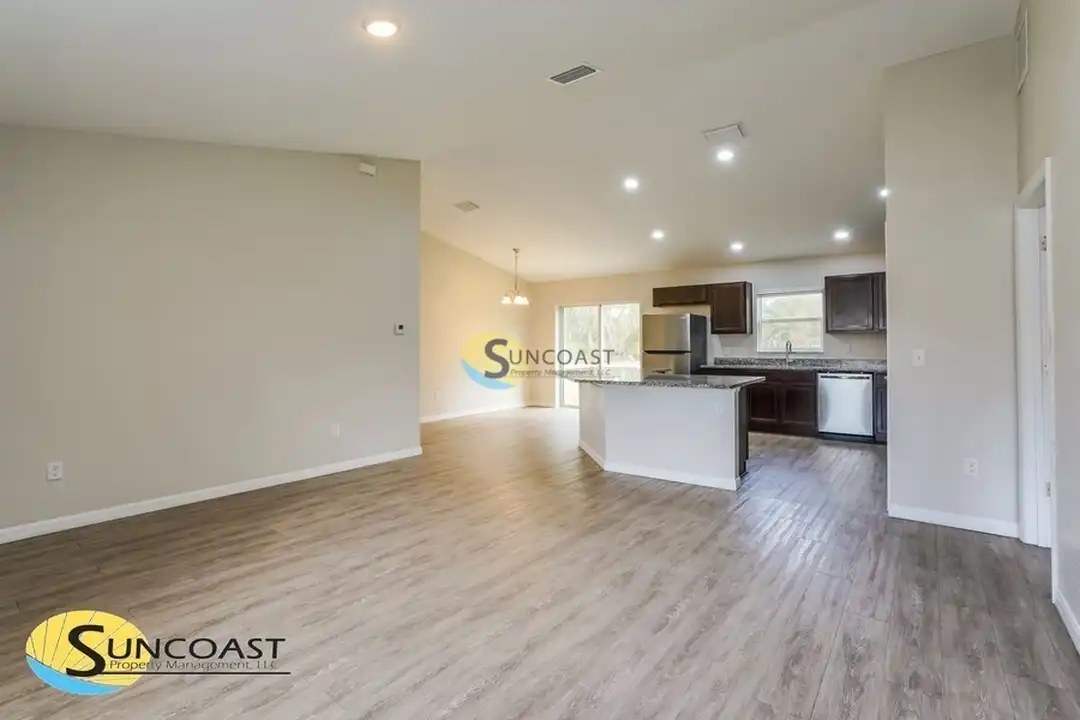 7893 N Jamaica Dr - View 3