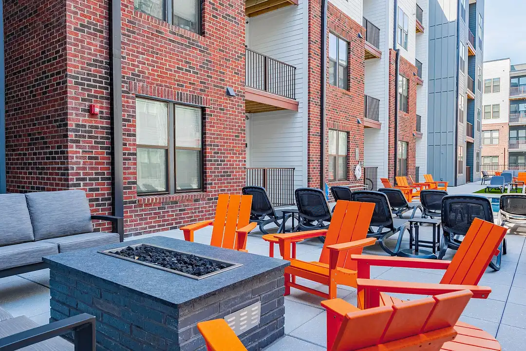 The Westbrook Apartments at Brewers Row – photo 1