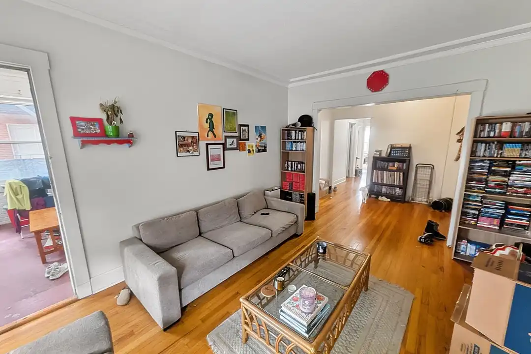 1308 W Rosemont Ave unit 1308-1 - View 3