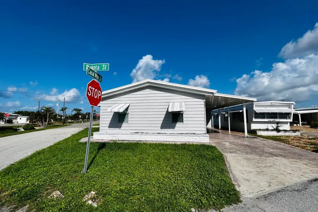6522 Dakota St – photo 1