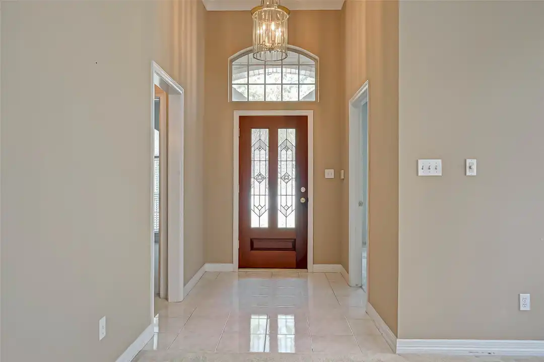 House in Houston - View 5
