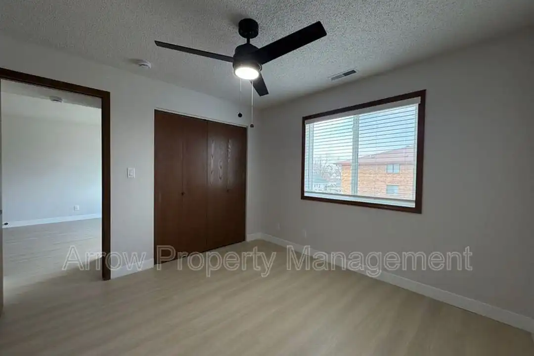 539 N 24th St unit 9 - View 5