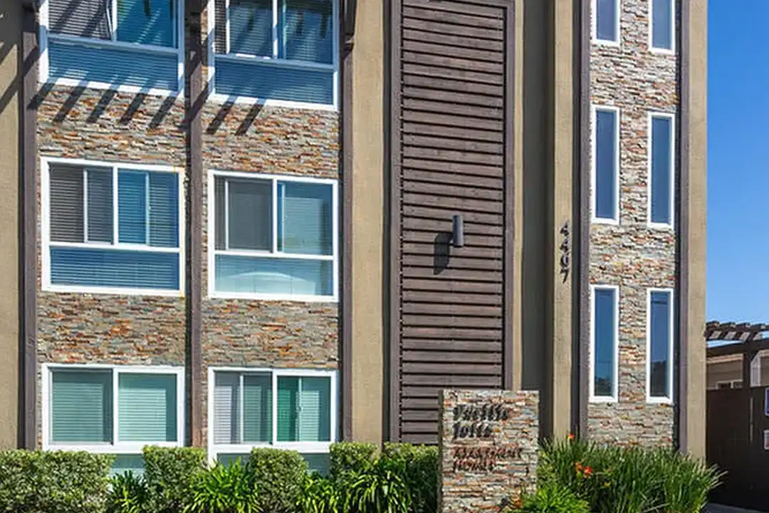 Elan Pacific Lofts - View 2