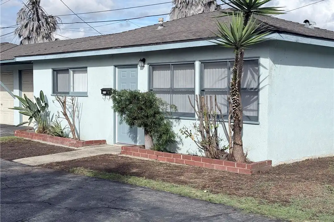 24638 Eshelman Ave #1/4 - View 3