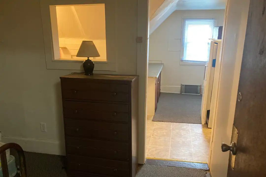3431 W Kilbourn Ave unit 34 – photo 1 of 5