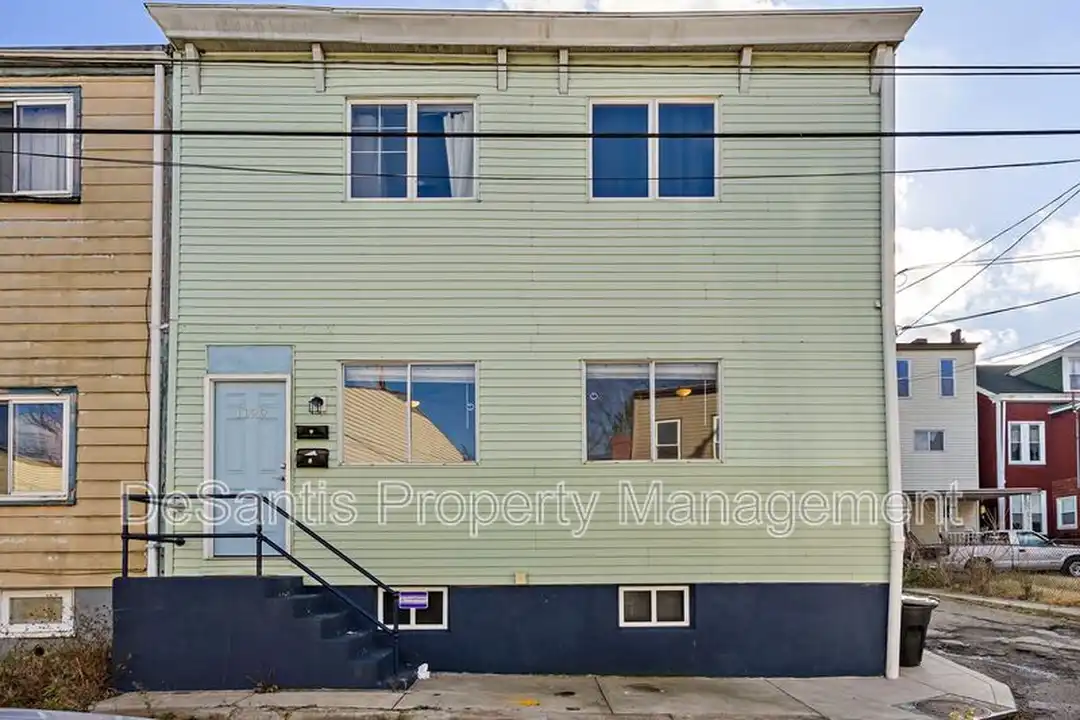 1129 Brabec St unit # 1 – photo 1
