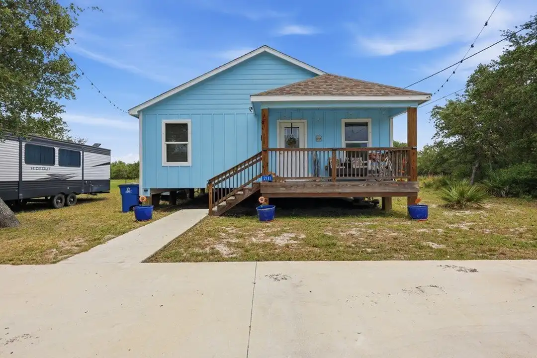 2111 Lone Star Rd – photo 1