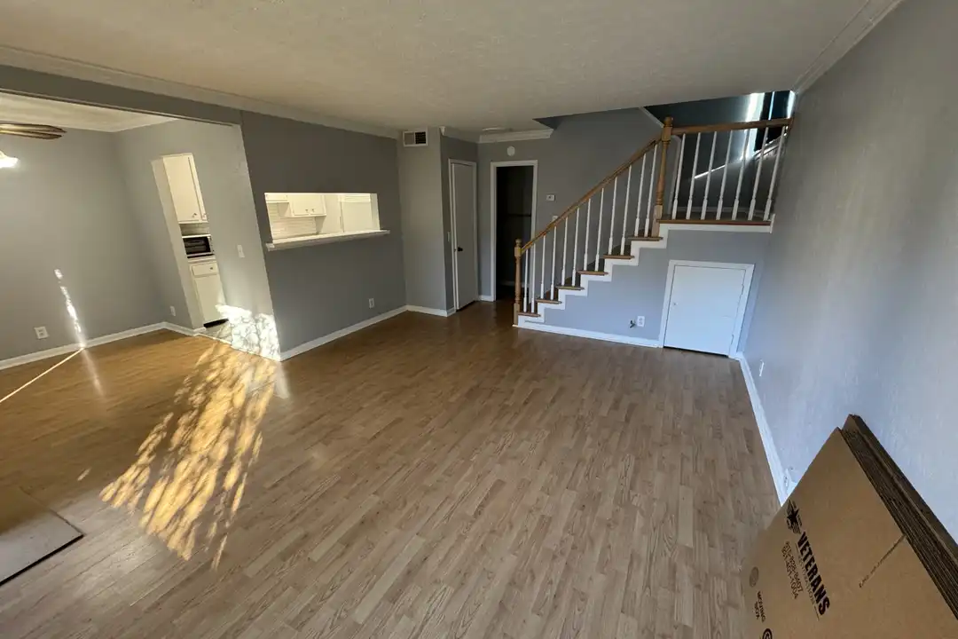 Apartment in Nashville - View 5